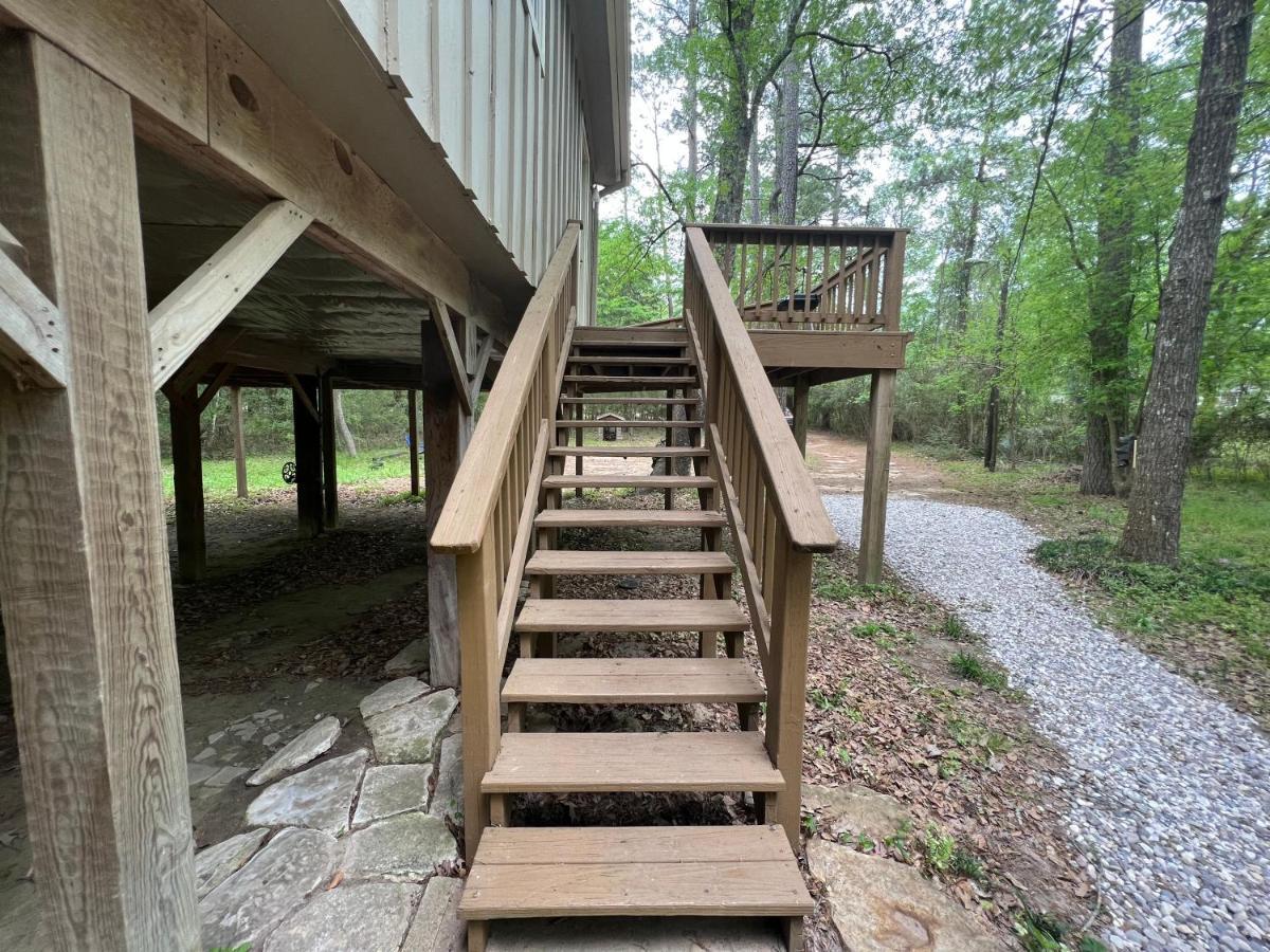 2 Bdrm Treehouse Hideout- Lake Conroe With Boat Ramp Montgomery Bagian luar foto